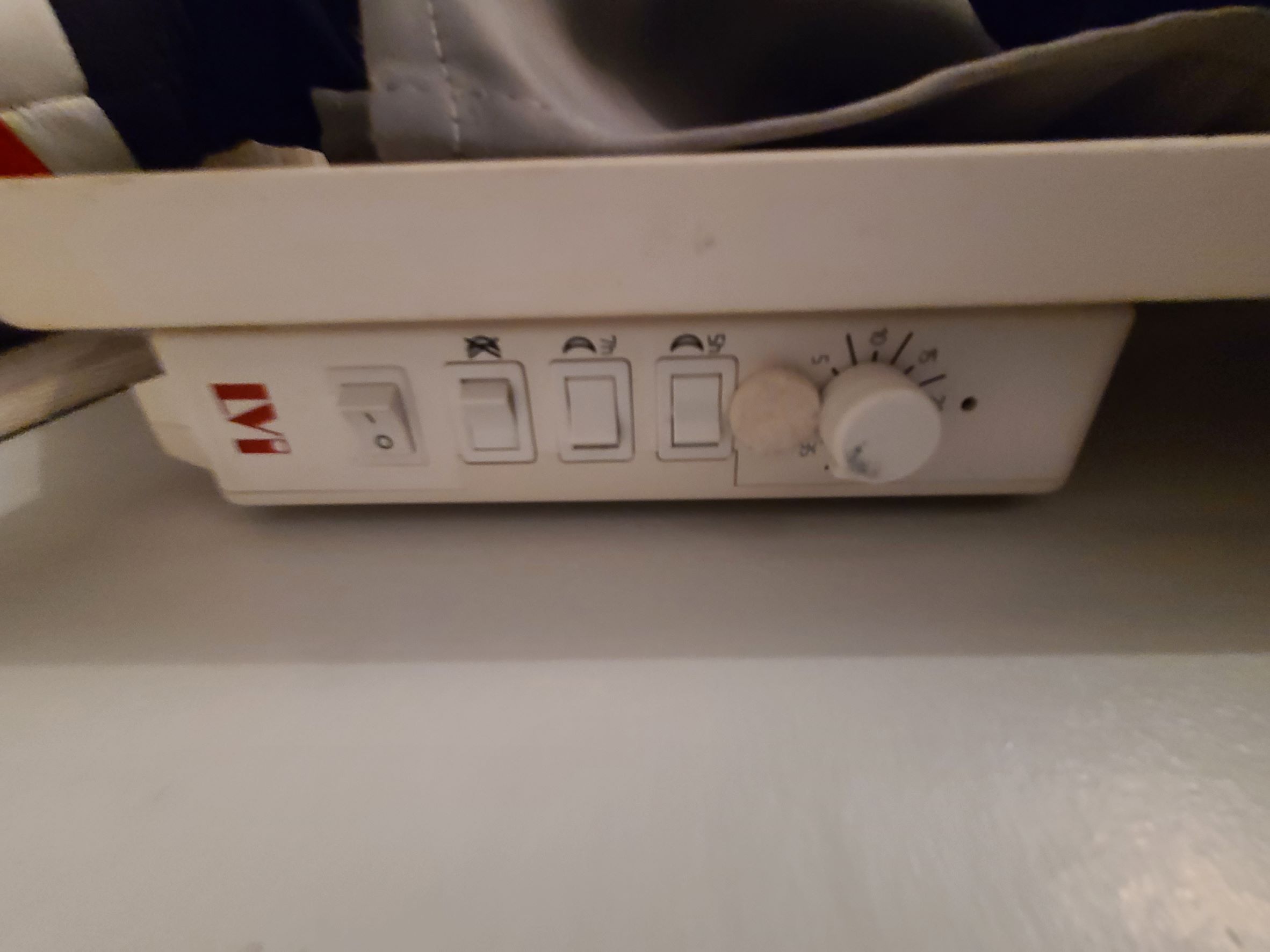 Photo du thermostat LVI MET 60